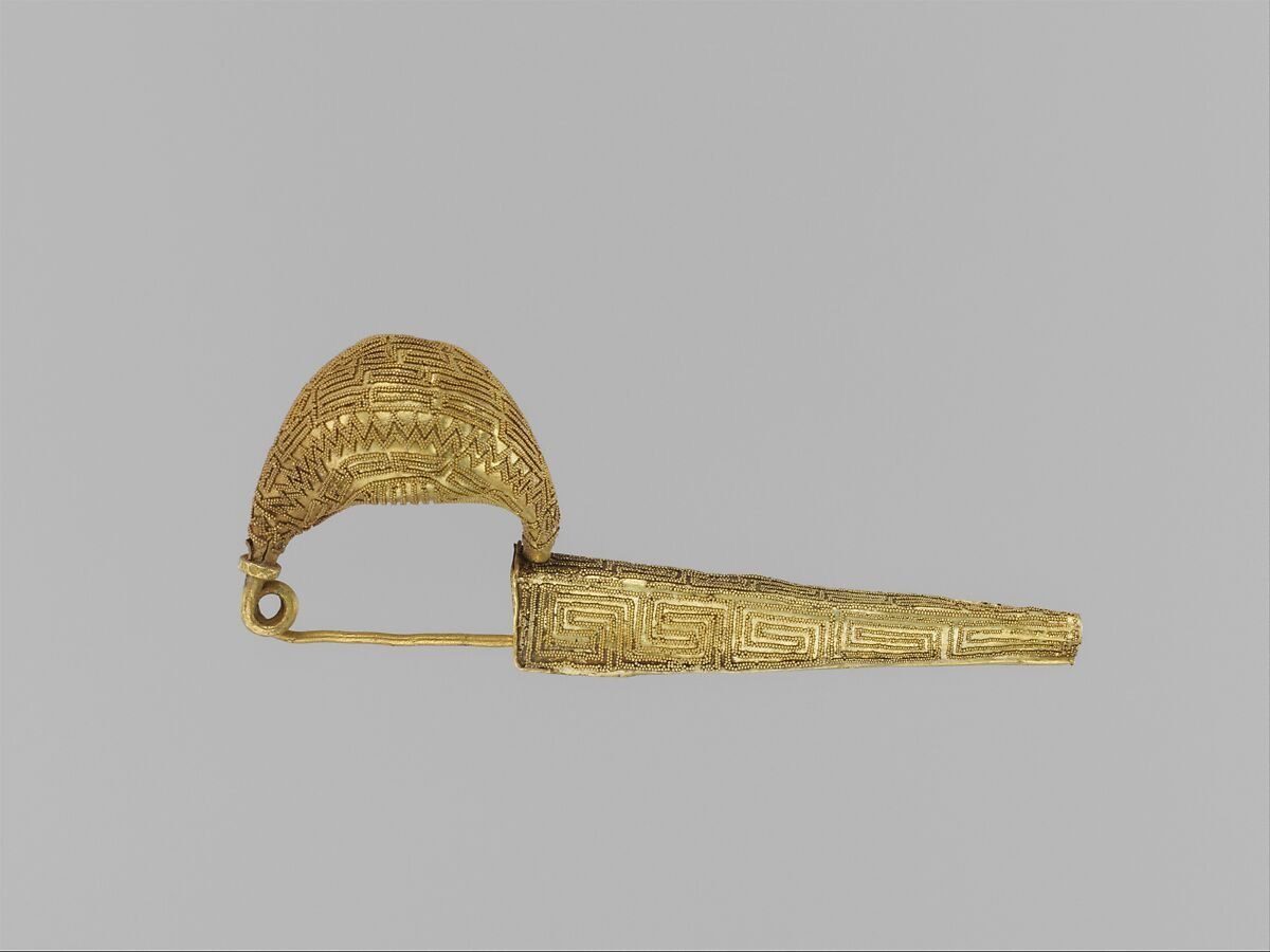 Gold Etruscan sanguisuga-type fibula